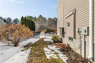 22 Gateway Commons Dr, Gorham, ME 04038 - Photo 62