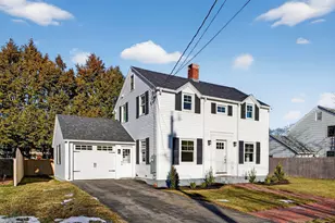 34 Bay View Dr, Portland, ME 04103 - Photo 1