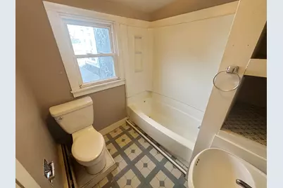 25 Forest Street, Portland, ME 04102 - Photo 22