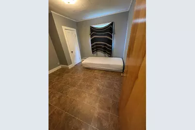 61 Washington Street, Rumford, ME 04276 - Photo 14