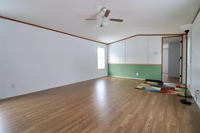 18 Purington Avenue, Mechanic Falls, ME 04256 - Photo 8