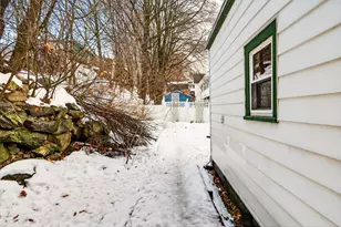 109 Penobscot St, Rumford, ME 04276 - Photo 8