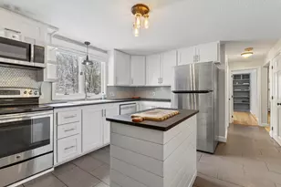 173 Weymouth Rd, Gray, ME 04039 - Photo 2