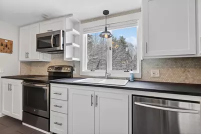 173 Weymouth Road, Gray, ME 04039 - Photo 10