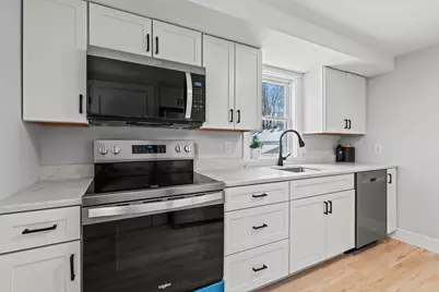 77 Edgewood Avenue, Portland, ME 04103 - Photo 10