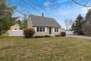 69 Euclid Ave, Portland, ME 04103 - Photo 2