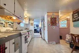 46 Cedar St, Millinocket, ME 04462 - Photo 14