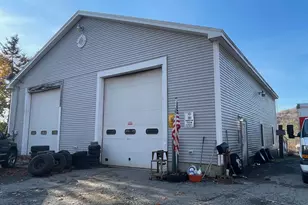 384 Old County Rd, Rockland, ME 04841 - Photo 1