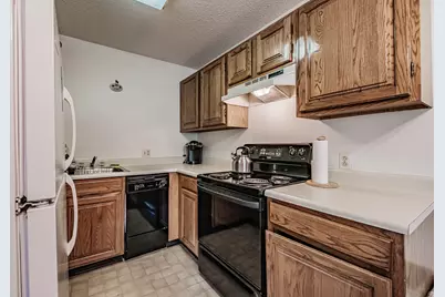 8 Northway Drive #302, Newry, ME 04261 - Photo 6