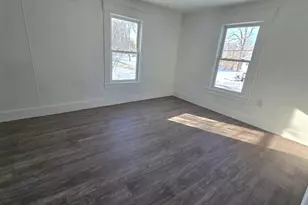 182 Pleasant St, Richmond, ME 04357 - Photo 16