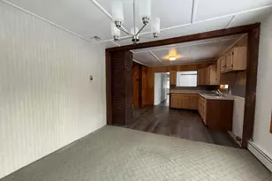 37 Pleasant St, Milo, ME 04463 - Photo 10