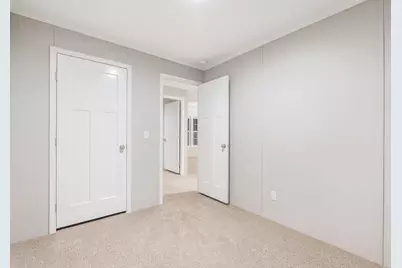 10 Short Street, Winthrop, ME 04364 - Photo 20