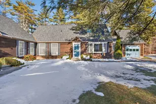 47 Cluf Bay Rd, Brunswick, ME 04011 - Photo 2