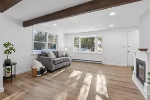 47 Cluf Bay Rd, Brunswick, ME 04011 - Photo 6