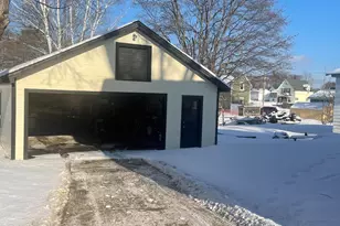 61 Park St, East Millinocket, ME 04430 - Photo 4