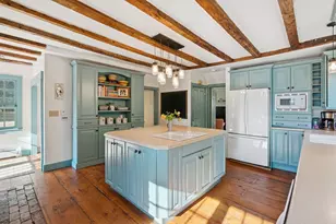 1346 Westbrook St, Portland, ME 04102 - Photo 10