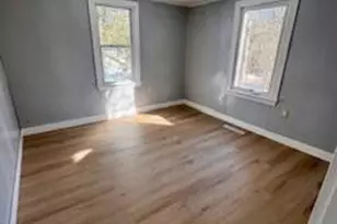 10 Warren St, Bridgton, ME 04009 - Photo 6