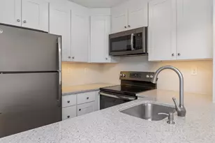 148 Breakwater Dr, South Portland, ME 04106 - Photo 18