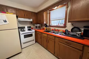 40 Ticonic St, Waterville, ME 04901 - Photo 10