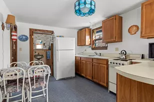 17 Blueberry Ln, York, ME 03909 - Photo 8