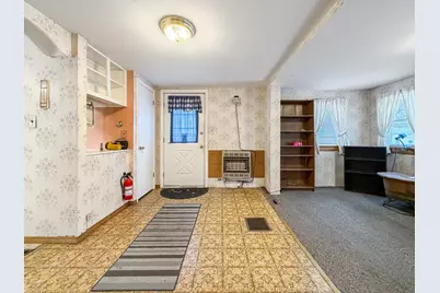 35 Jordan Street, Presque Isle, ME 04769 - Photo 2