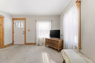 22 Jewett St, Skowhegan, ME 04976 - Photo 12
