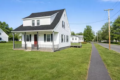22 Jewett Street, Skowhegan, ME 04976 - Photo 2