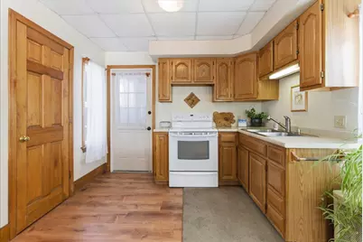 22 Jewett Street, Skowhegan, ME 04976 - Photo 10