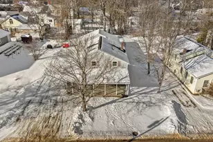 22 Grove St, Newport, ME 04953 - Photo 6