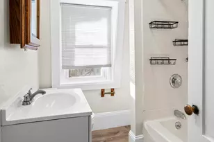 57 Elm St, Bangor, ME 04401 - Photo 40