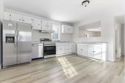 18 Lincoln Street, Richmond, ME 04357 - Photo 6