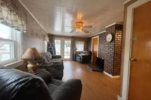 90 Pea Ridge Rd, Manchester, ME 04457 - Photo 12