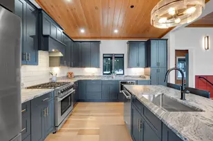 97 Morganite Wy, Newry, ME 04261 - Photo 12