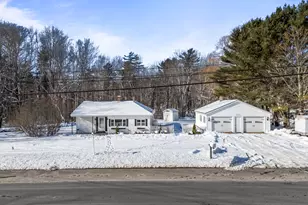 737 Commercial St, Rockport, ME 04856 - Photo 1