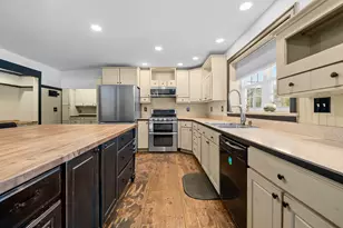 586 Richville Rd, Standish, ME 04084 - Photo 4