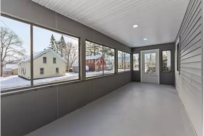 20 Mount Vernon Street, Gardiner, ME 04345 - Photo 6