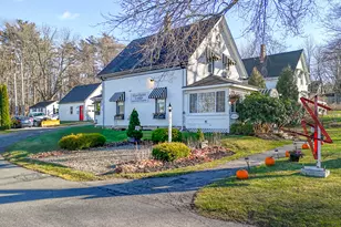 360 Commercial St, Rockport, ME 04856 - Photo 16