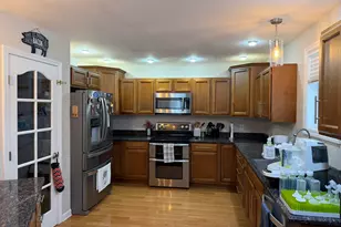 2 Hogan St, Houlton, ME 04730 - Photo 2