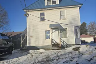 20 Vaughn St, Caribou, ME 04736 - Photo 2