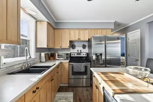 7 Judy St, Lewiston, ME 04240 - Photo 22