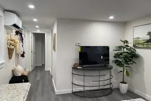 31 Spruce St, Rockland, ME 04841 - Photo 8