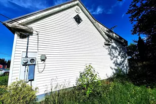 19 Glendale Rd, Caribou, ME 04736 - Photo 2