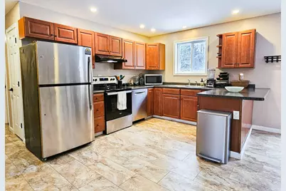 23 Paradise Row, Lebanon, ME 04027 - Photo 8