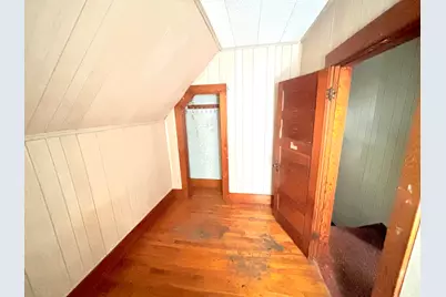 34 Lincoln Street, Millinocket, ME 04462 - Photo 18