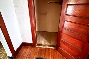 34 Lincoln St, Millinocket, ME 04462 - Photo 10