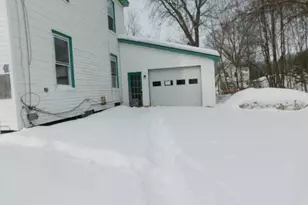 161 Waverly Ave, Pittsfield, ME 04967 - Photo 4