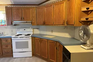 25 Patio Park Ln, Gorham, ME 04038 - Photo 14