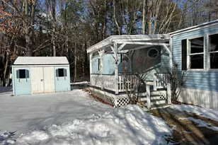 25 Patio Park Ln, Gorham, ME 04038 - Photo 2