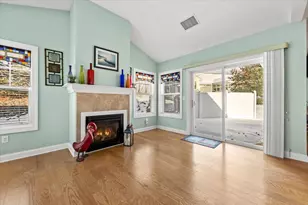 29 Macintosh Ln, Old Orchard Beach, ME 04064 - Photo 14