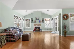 29 Macintosh Ln, Old Orchard Beach, ME 04064 - Photo 12